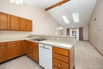 4504 Woodrose Court SE, Grand Rapids, MI 49508 - Photo 4