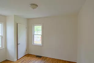1220 Pearl St, Benton Harbor, MI 49022 - Photo 8