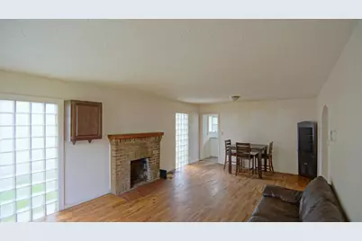 1220 Pearl Street, Benton Harbor, MI 49022 - Photo 2