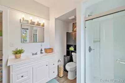 1312 Leonard Street NE, Grand Rapids, MI 49505 - Photo 10