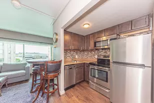 555 E William St, Ann Arbor, MI 48104 - Photo 2