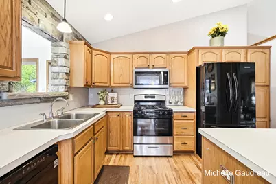 8997 Lenter Drive SE, Caledonia, MI 49316 - Photo 12