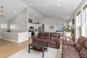9404 Shoreway Dr, West Olive, MI 49460 - Photo 8