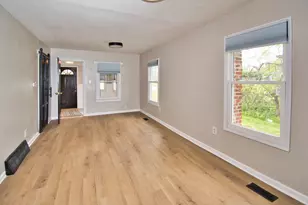 1020 N 8th St, Niles, MI 49120 - Photo 8