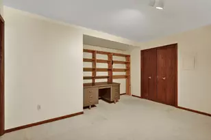 1308 Suncrest Dr NE, Grand Rapids, MI 49525 - Photo 36