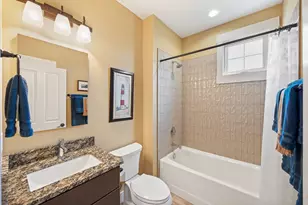 719 Golfview Dr, Douglas, MI 49406 - Photo 24