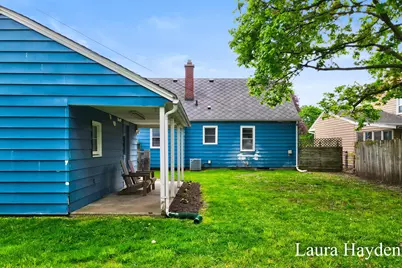 1910 Gordon, Lansing, MI 48910 - Photo 40