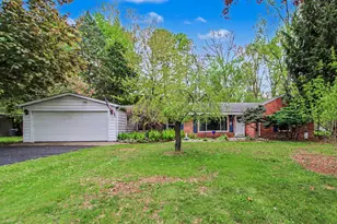 32633 Six Mile Rd, Livonia, MI 48152 - Photo 2