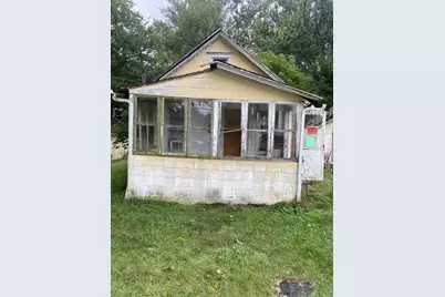 114 Ridge Street, Jackson, MI 49203 - Photo 1