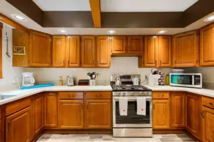 917 Kensington Dr, Niles, MI 49120 - Photo 8