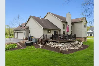 9783 Viewcrest Court, Howell, MI 48843 - Photo 42