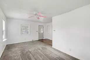 2417 Crest Ave, Jackson, MI 49203 - Photo 8