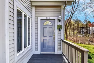 558 S Wythe St, Pentwater, MI 49449 - Photo 2