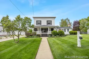 1757 4th St NW, Grand Rapids, MI 49504 - Photo 2