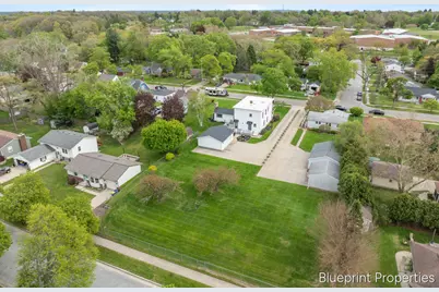 1757 4th Street NW, Grand Rapids, MI 49504 - Photo 4