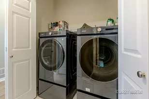4131 Ayrshire Dr SW, Wyoming, MI 49418 - Photo 24