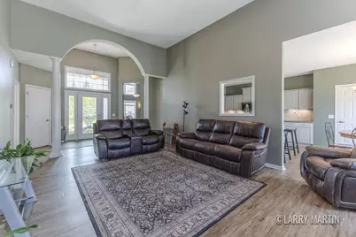 4131 Ayrshire Drive SW, Wyoming, MI 49418 - Photo 4