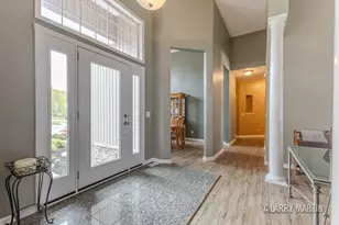 4131 Ayrshire Dr SW, Wyoming, MI 49418 - Photo 12