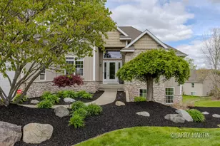 4131 Ayrshire Dr SW, Wyoming, MI 49418 - Photo 32
