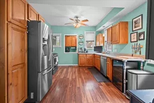 102 Bowne St NE, Grand Rapids, MI 49505 - Photo 16