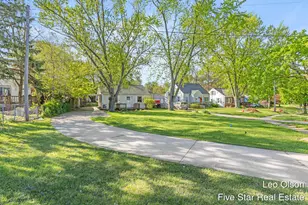 2610 Riley Ave SW, Wyoming, MI 49509 - Photo 2
