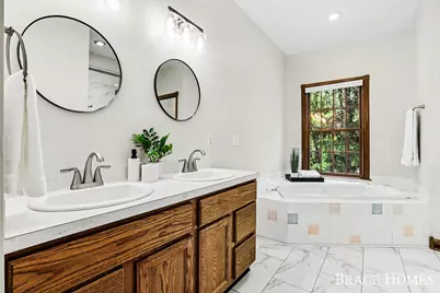 2155 Timber Valley Drive NE, Grand Rapids, MI 49525 - Photo 22