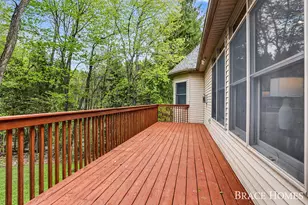 2155 Timber Valley Dr NE, Grand Rapids, MI 49525 - Photo 38