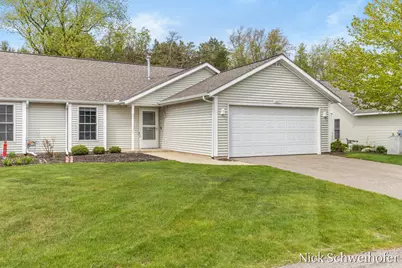11877 Willow Wood N, Holland, MI 49424 - Photo 2