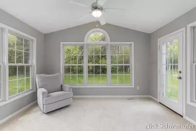 11877 Willow Wood N, Holland, MI 49424 - Photo 10