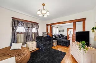 1822 4th St, Wyandotte, MI 48192 - Photo 4