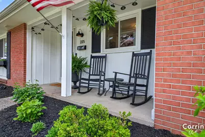 225 S Park Street, Zeeland, MI 49464 - Photo 2