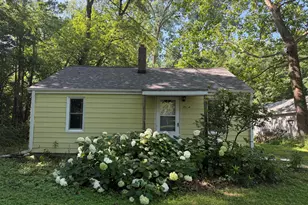 2264 White St, Niles, MI 49120 - Photo 1