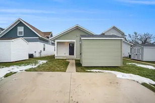 2083 Linden Ave SE, Grand Rapids, MI 49507 - Photo 14