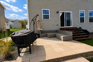 251 Quartz Wy, White Lake, MI 48386 - Photo 4
