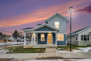2120 Willard Ave SE, Grand Rapids, MI 49507 - Photo 2