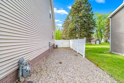 301 Case Street, Jonesville, MI 49250 - Photo 20