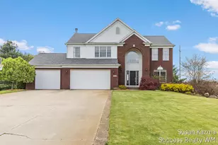 88 Summerwyn Dr, Caledonia, MI 49316 - Photo 2