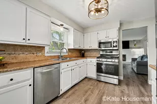 1793 Pinebluff Dr SE, Kentwood, MI 49508 - Photo 14
