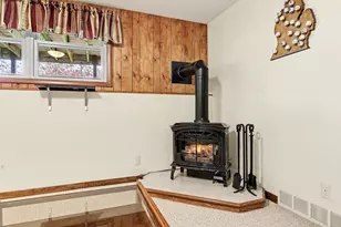 7056 Brooklyn Ave SE, Grand Rapids, MI 49508 - Photo 16