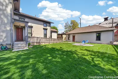 511 W Clay Avenue, Muskegon, MI 49440 - Photo 52
