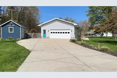 1847 Ritter Hills Drive, Norton Shores, MI 49441 - Photo 4