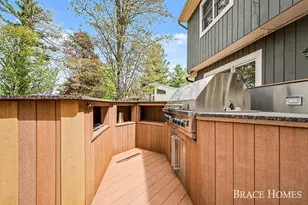2793 Cascade Springs Dr SE, Grand Rapids, MI 49546 - Photo 38
