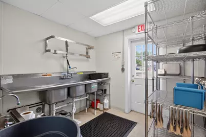 124 S Brooklyn Road, Jackson, MI 49201 - Photo 14