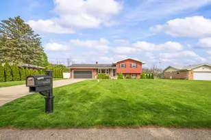 821 E Park Dr, Niles, MI 49120 - Photo 4