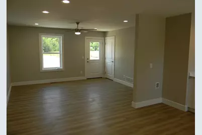 210 Taylors Court, Scottville, MI 49454 - Photo 6