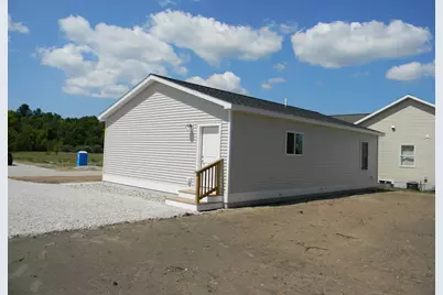 210 Taylors Court, Scottville, MI 49454 - Photo 6