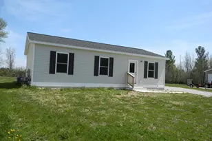 210 Taylors Ct, Scottville, MI 49454 - Photo 4