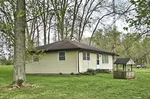 691 Lighthouse Dr, Coldwater, MI 49036 - Photo 2