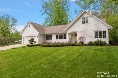 2925 Reeds Lake Boulevard SE, East Grand Rapids, MI 49506 - Photo 4