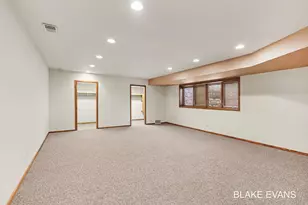 4069 Forest Point Dr, Norton Shores, MI 49441 - Photo 26